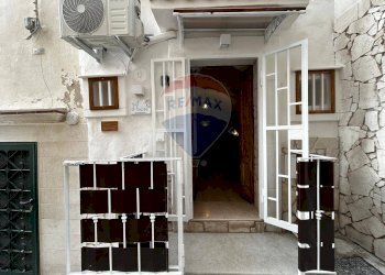 Casa all\'aperto - Trilocale Via Bacco
 
11-12-16, Vieste - foto 27