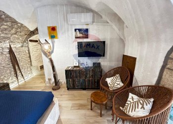 Soggiorno - Trilocale Via Bacco
 
11-12-16, Vieste - foto 30