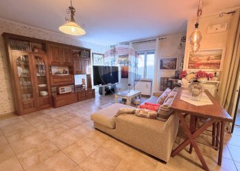 Salone - Quadrilocale Viale Stazione
 
1, Ordona - foto 11