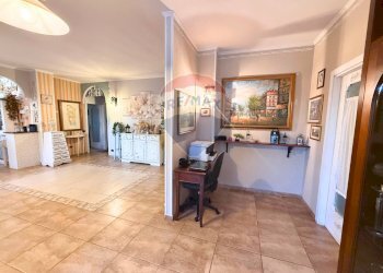 Salone - Quadrilocale Viale Stazione
 
1, Ordona - foto 12