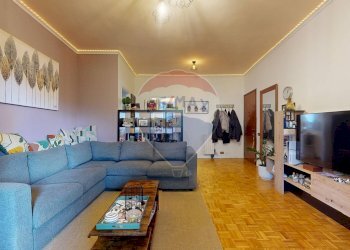 Soggiorno - Trilocale via veneto
 
11, Peschiera Borromeo - foto 1