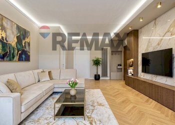 Soggiorno - Trilocale via veneto
 
11, Peschiera Borromeo - foto 1