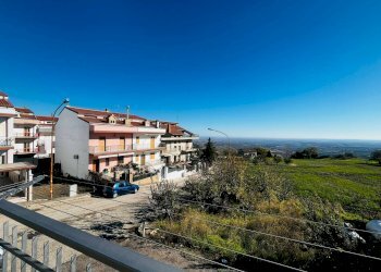 Foto 11 - Quadrilocale VIA PADRE PIO
 
7, Motta Montecorvino - foto 11