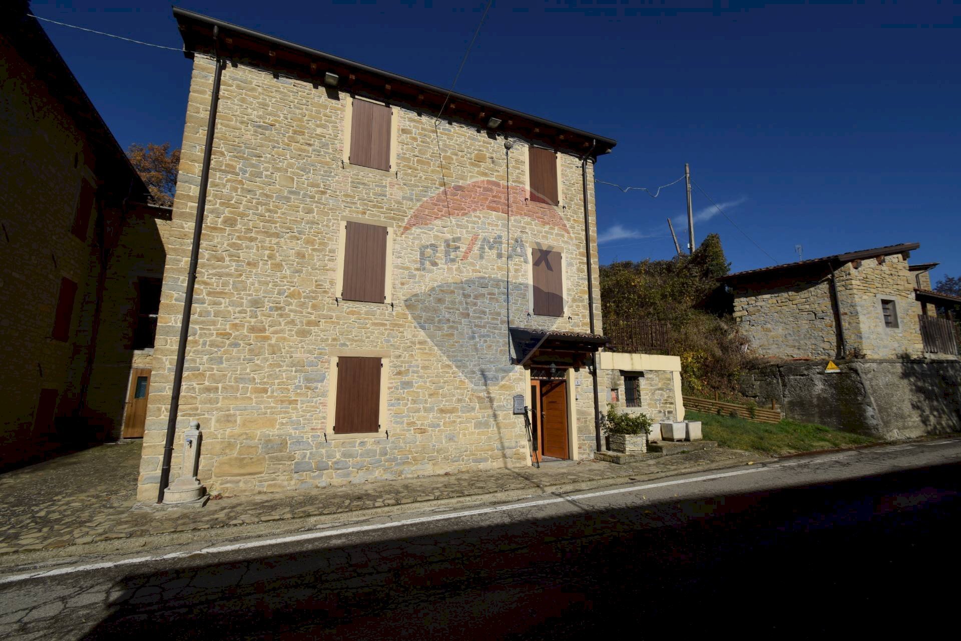 Casa all\'aperto - Casa semi indipendente Via Ariolla
 
5, Neviano degli Arduini - foto 3