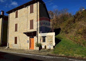 Casa all\'aperto - Casa semi indipendente Via Ariolla
 
5, Neviano degli Arduini - foto 1