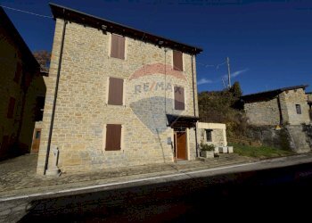 Casa all\'aperto - Casa semi indipendente Via Ariolla
 
5, Neviano degli Arduini - foto 3