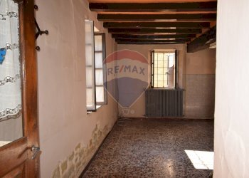 Stanza vuota - Casa semi indipendente Via Ariolla
 
5, Neviano degli Arduini - foto 5