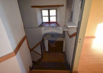 Scale - Casa semi indipendente Via Ariolla
 
5, Neviano degli Arduini - foto 29