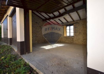 Parcheggio - Casa semi indipendente Via Ariolla
 
5, Neviano degli Arduini - foto 35