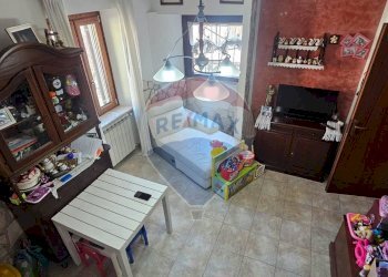 Soggiorno - Semi-detached house via Caudina
 
7, Campolattaro - photo 10