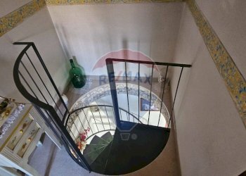 Scale zona notte - Semi-detached house via Caudina
 
7, Campolattaro - photo 19