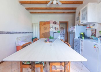 Cucina - Trilocale FRAZIONE RONCOLE VERDI
 
SNC, Busseto - foto 5