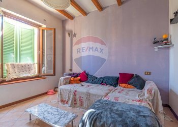 Camera / camera da letto - Trilocale FRAZIONE RONCOLE VERDI
 
SNC, Busseto - foto 23