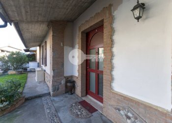 Foto 7 - Villa Via Manzoni
 
110/c, Leno - foto 7