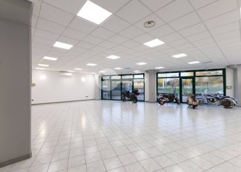 Foto 21 - Locale Commerciale Via Caduti del Lavoro
 
56, Ghedi - foto 21