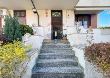 Casa all\'aperto - Villa a Schiera Via San Maurizio al Lambro
 
19/G, Brugherio - foto 7