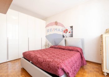 Camera / camera da letto - Villa a Schiera Via San Maurizio al Lambro
 
19/G, Brugherio - foto 51