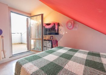 Camera / camera da letto - Villa a Schiera Via San Maurizio al Lambro
 
19/G, Brugherio - foto 74