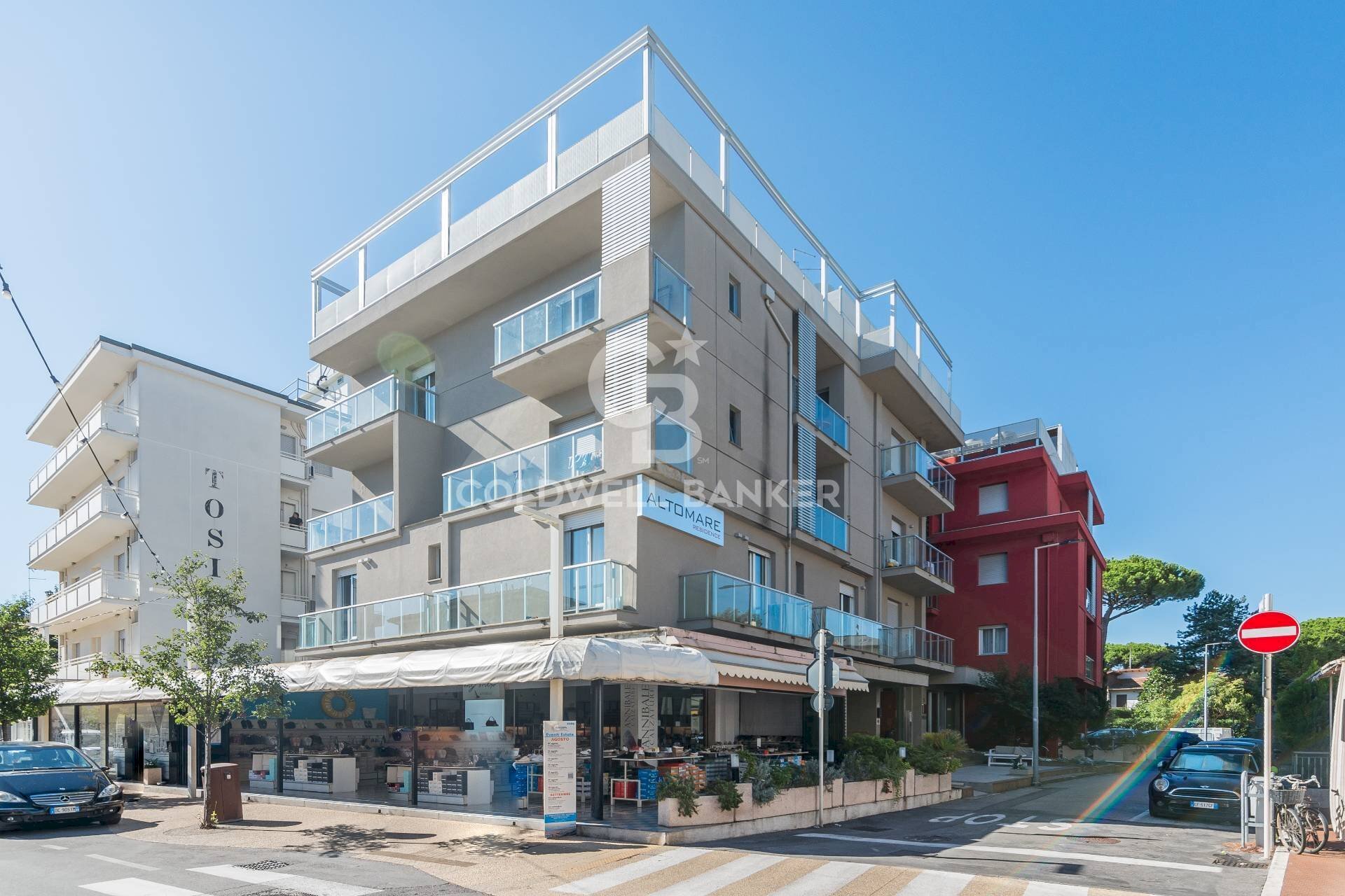 Foto 1 - Residence Viale A. Manzoni
 
15, Riccione - foto 1