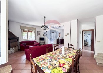 Sala da pranzo - Villa Valderice - photo 16