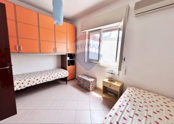 Camera / camera da letto - Villa Valderice - photo 31