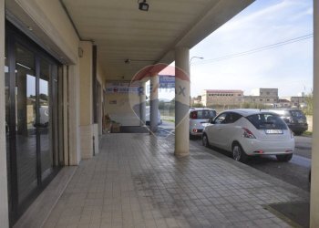 Terrazza - Apartment Via Eugenio Colorni
 
38, Vittoria - photo 3