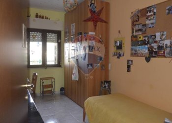 Camera / camera da letto - Apartment Via Eugenio Colorni
 
38, Vittoria - photo 22