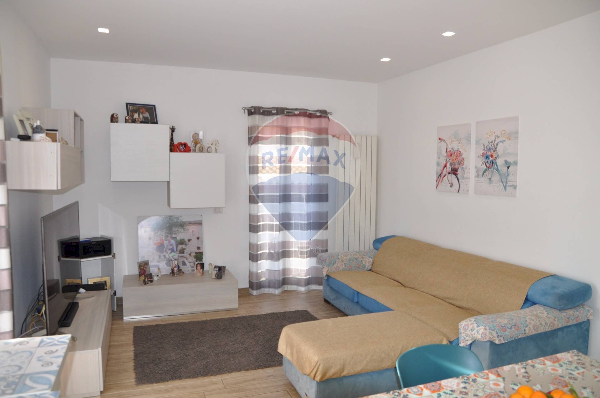 Soggiorno - Four-room apartment via Enrico Elia
48, Ragusa - photo 3