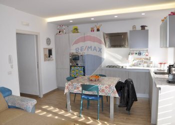 Cucina - Quadrilocale via Enrico Elia
 
48, Ragusa - foto 9