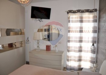 Camera / camera da letto - Quadrilocale via Enrico Elia
 
48, Ragusa - foto 15