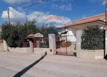 Casa all\'aperto - Villa Via Guatemala
 
82, Vittoria - foto 1