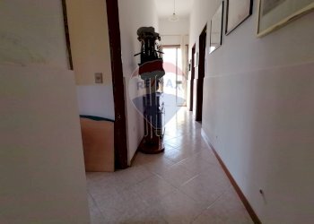 Hall / corridoio - Villa Via Guatemala
 
82, Vittoria - foto 10