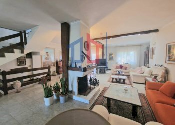 Foto 3 - Villa VIA GUBBIO
 
19, Pomezia - foto 3