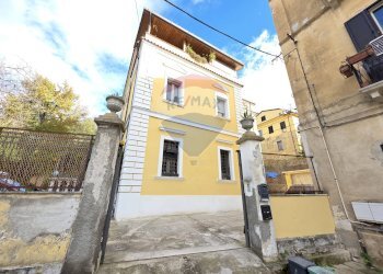 Casa all\'aperto - Appartamento Via Alfonso Salfi
 
28, Cosenza - foto 1