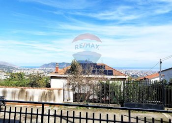 Balcone - Casa semi indipendente Via Ruffo Di Calabria, Palermo - foto 1