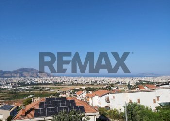 Edificio all\'aperto - Casa semi indipendente Via Ruffo Di Calabria
 
90100, Palermo - foto 1