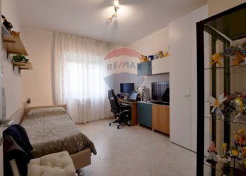 Camera / camera da letto - Quadrilocale Via Andrea Gabrieli
 
13, Bari - foto 9