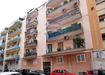 Edificio all\'aperto - Quadrilocale Via Andrea Gabrieli
 
13, Bari - foto 13