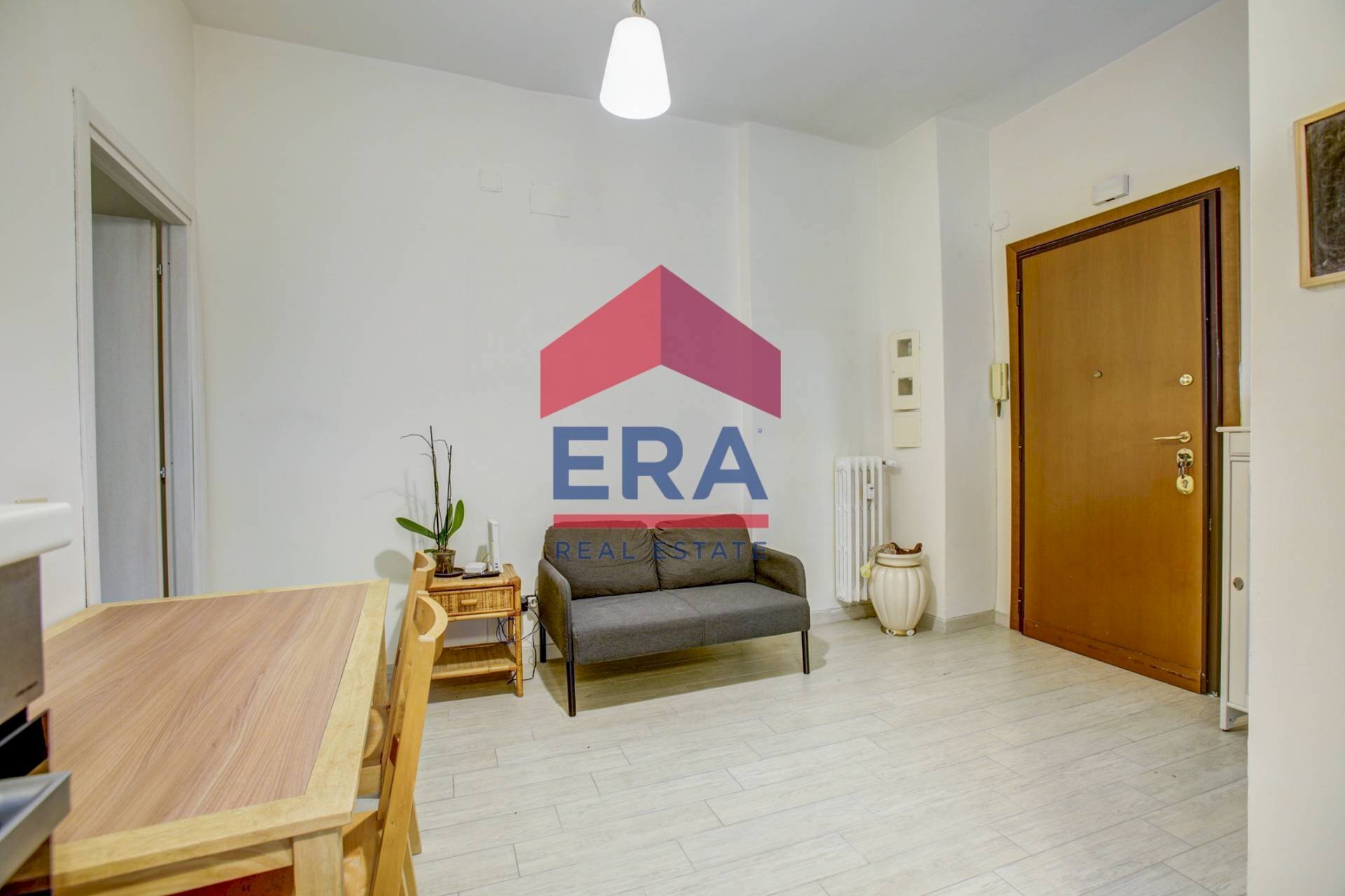 Soggiorno - Trilocale Via Val D'Aosta
 
104, Roma - foto 2