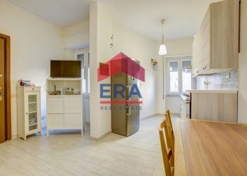 Soggiorno - Trilocale Via Val D'Aosta
 
104, Roma - foto 5