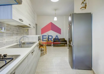 Cucina - Trilocale Via Val D'Aosta
 
104, Roma - foto 8