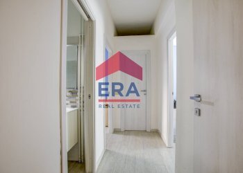 Disimpegno - Trilocale Via Val D'Aosta
 
104, Roma - foto 10