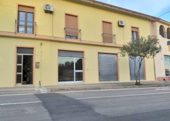 Foto 1 - Locale Commerciale Via Nazionale, Nuraminis - foto 1