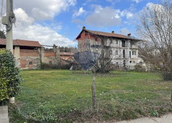Casa all\'aperto - Rustico via Santissima Trinità
 
snc, Varallo Pombia - foto 1
