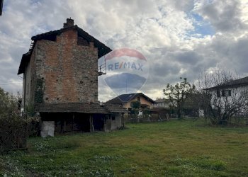 Casa all\'aperto - Rustico via Santissima Trinità
 
snc, Varallo Pombia - foto 8