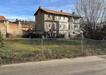 Casa all\'aperto - Rustico via Santissima Trinità
 
snc, Varallo Pombia - foto 24