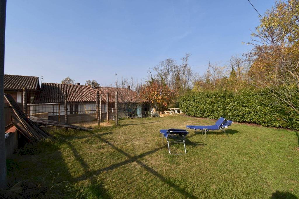 Giardino - Villa a Schiera via Nisorella, Mombercelli - foto 3