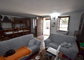 Salone - Villa a Schiera via Nisorella, Mombercelli - foto 13