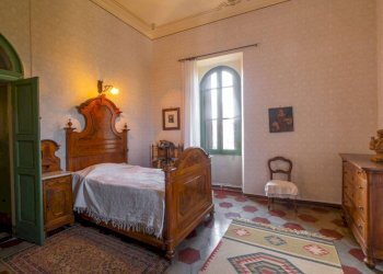 Camera da letto - Rustico piazza Bezzi, Incisa Scapaccino - foto 15