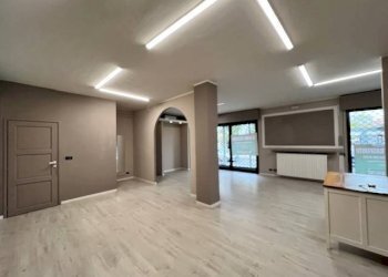 Interno non residenziale - Negozio via Giordano Bruno, Alessandria - foto 5